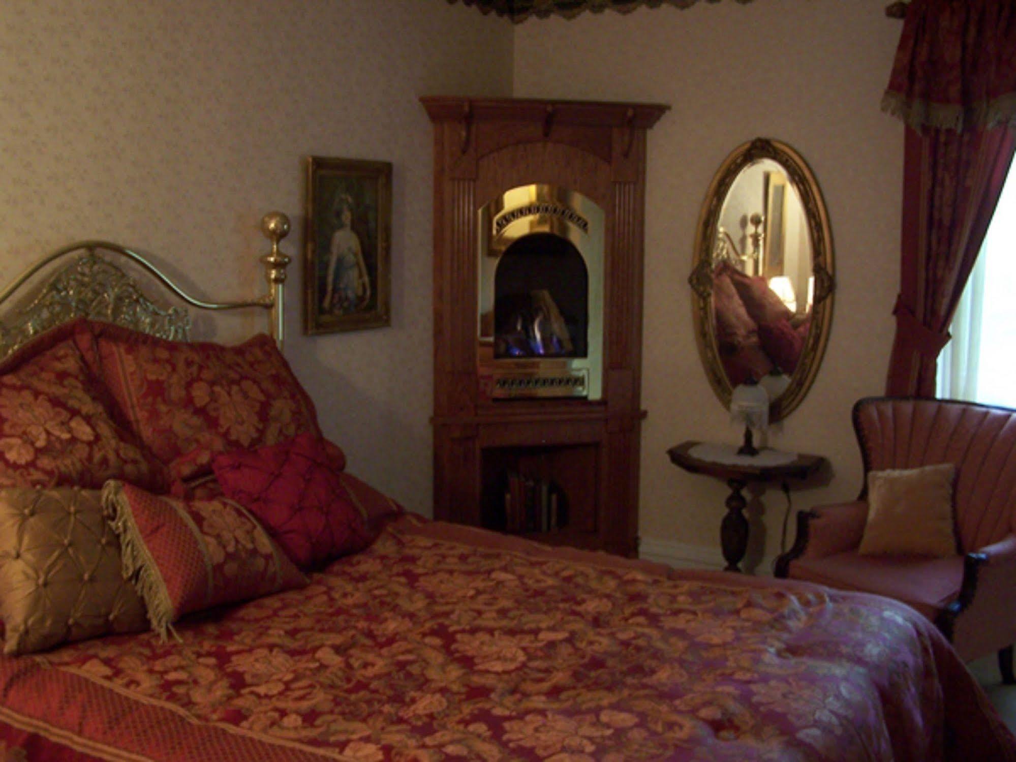 Bellinger Rose Bed & Breakfast Herkimer Eksteriør bilde